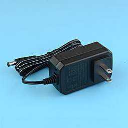   LED显示器电源适配器15V1.2A